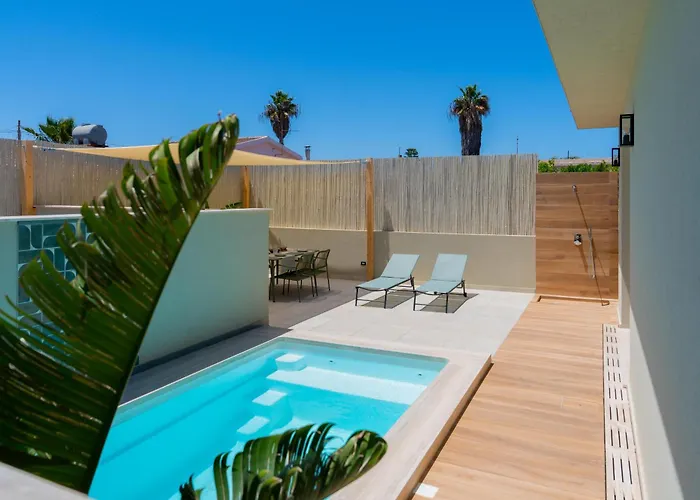 Aman Piscina E Jacuzzi Riscaldata Villa *