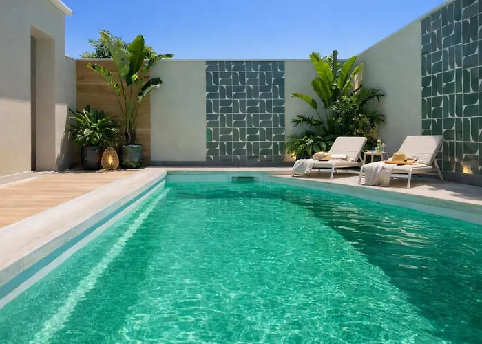Aman Piscina E Jacuzzi Riscaldata Ispica