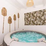 Aman Piscina E Jacuzzi Riscaldata