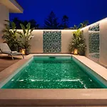 Villa Aman Piscina E Jacuzzi Riscaldata