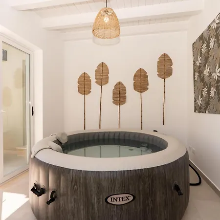 Villa Aman Piscina E Jacuzzi Riscaldata *